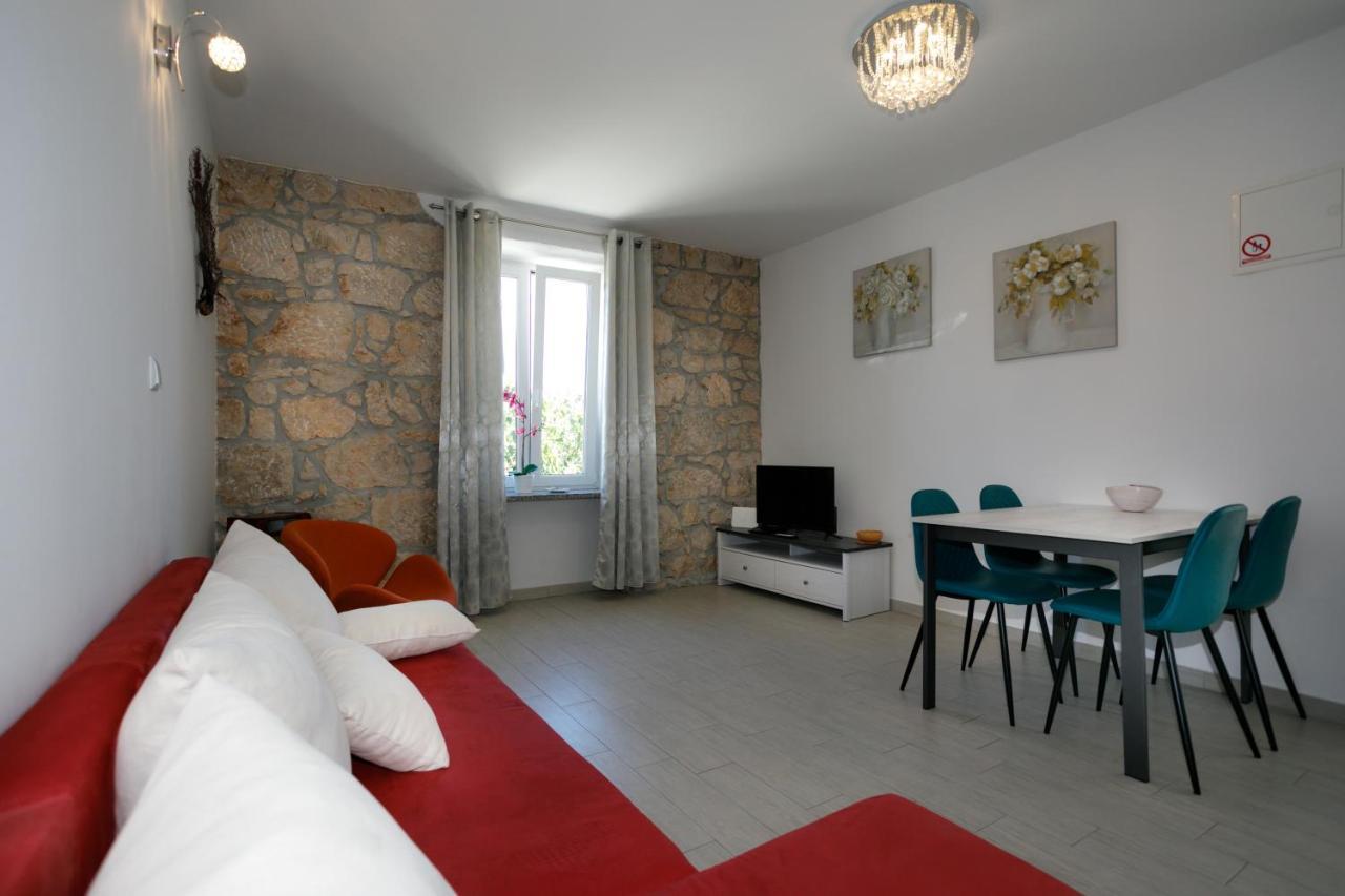 Appartement Oliva à Vrbnik Extérieur photo