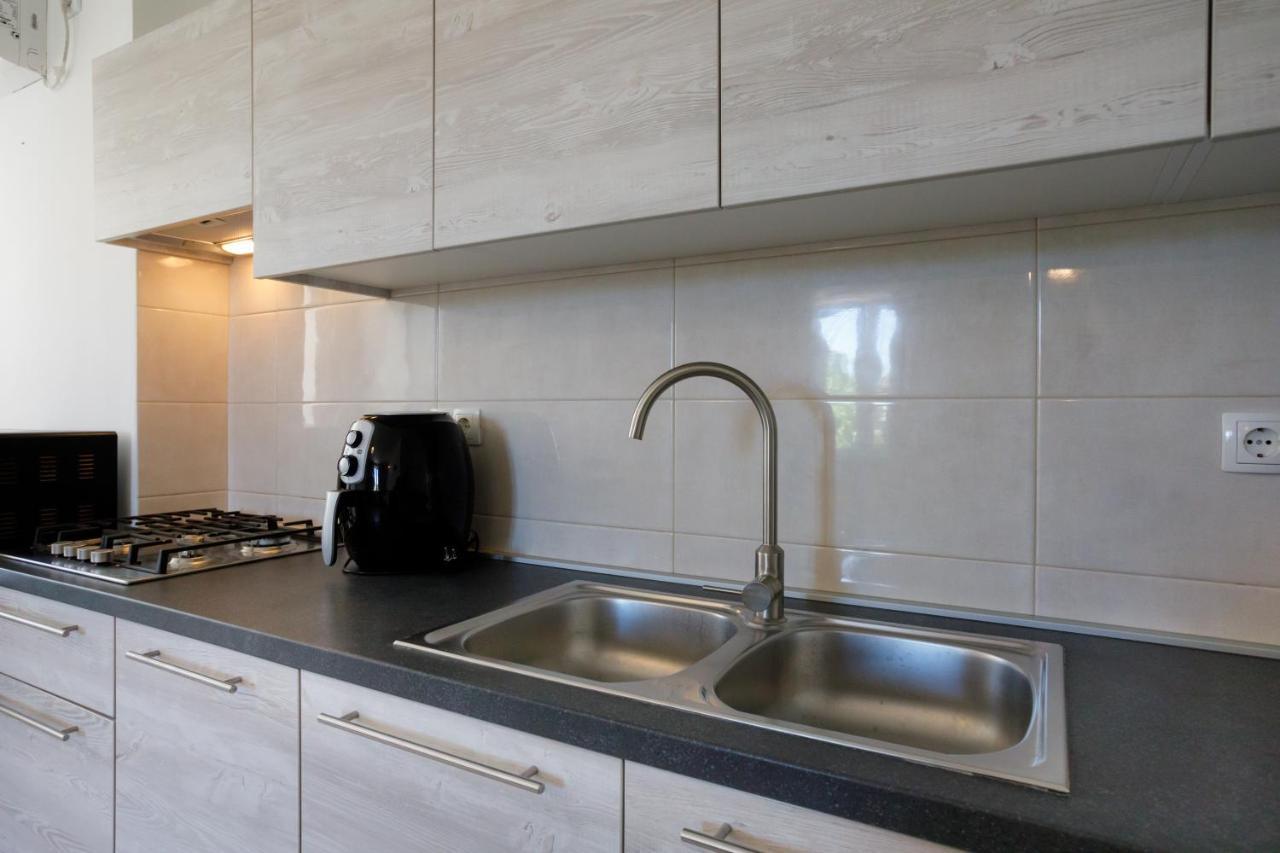 Appartement Oliva à Vrbnik Extérieur photo